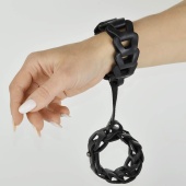 Черные кожаные наручники  Клеопатра