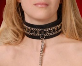 Чёрный ошейник с цепочками и поводком Чёрный ошейник с цепочками и поводком