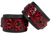 Оковы с чёрно-красным узором Ouch! Luxury Ankle Cuffs