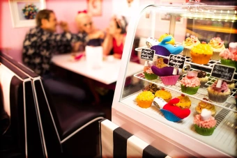 Вибратор со стимулятором клитора Fun Factory MISS Bi розовый Вибратор со стимулятором клитора Fun Factory MISS Bi розовый