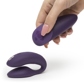 Вибратор для пар с сенсорным пультом управления We-Vibe Chorus фиолетовый