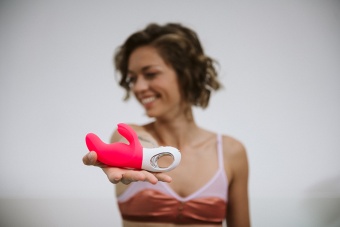 Вибратор со стимулятором клитора Fun Factory MISS Bi розовый Вибратор со стимулятором клитора Fun Factory MISS Bi розовый