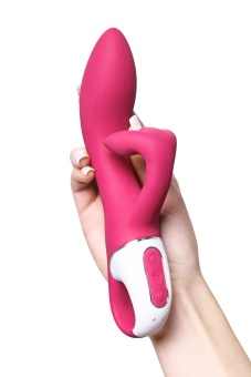 Вибратор Satisfyer Embrace Me с тройным клиторальным стимулятором малиновый